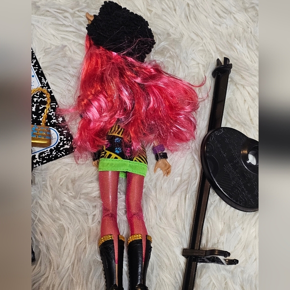 Monster High 13 Wishes Halloween Wolf Doll Mattel 2012 (OOB) - Picture 4 of 4